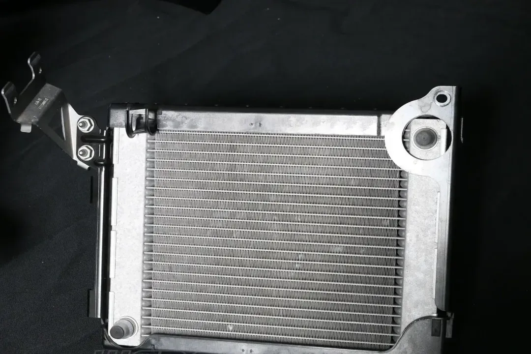 a2225000603   radiator